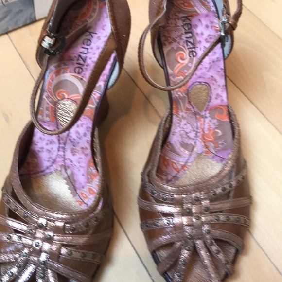 Beautiful antique gold wedges - Picture 2 of 8